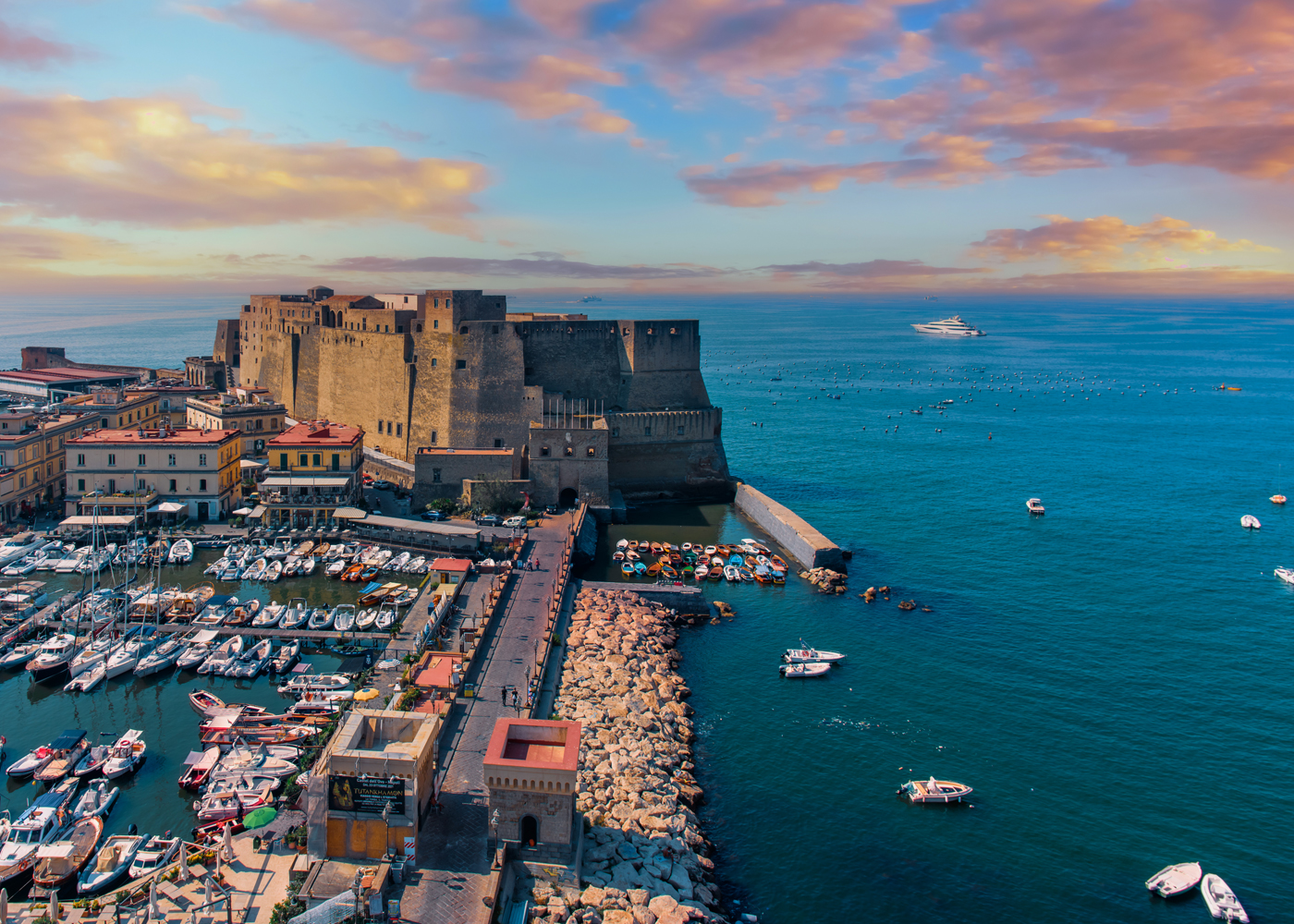 Royal Lungomare Castel Dell Ovo